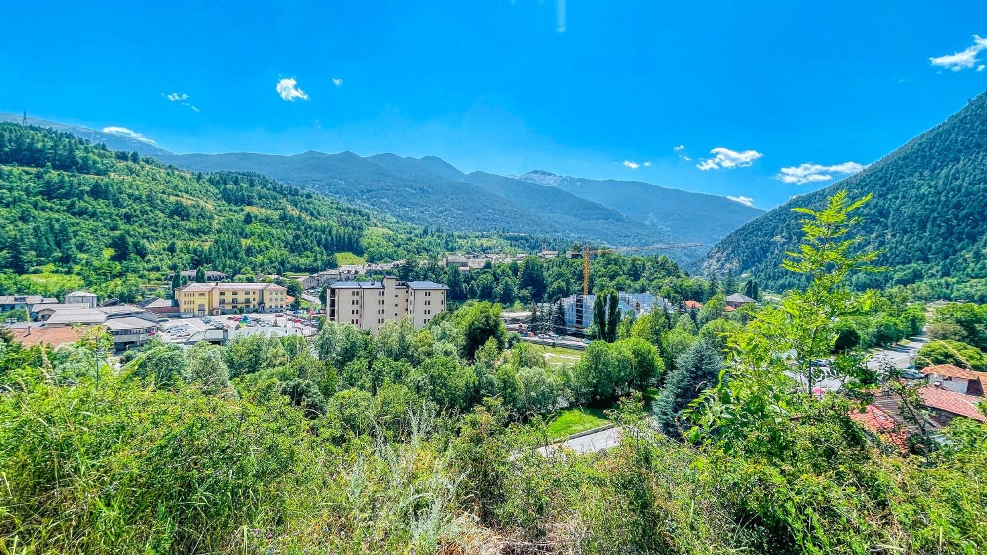 Appartamento Bellavista - Affitti Brevi Italia Oulx Exteriör bild